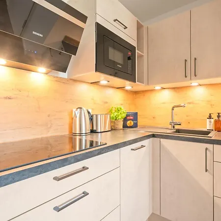 Uferpark Mit Privatstrand Apartment Friedrichshafen
