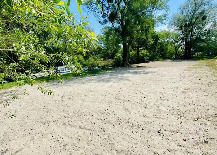 Uferpark Mit Privatstrand *