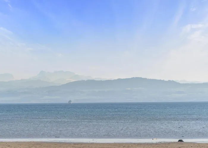 Uferpark Mit Privatstrand Friedrichshafen